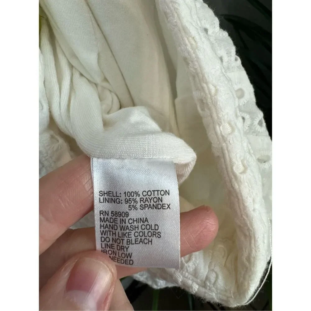 Gianni Bini Eyelet Girly Coquette‎ White Shorts XS
